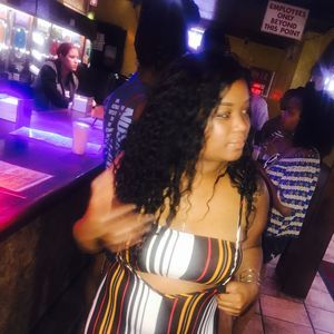 Meet your Posher, Whitney